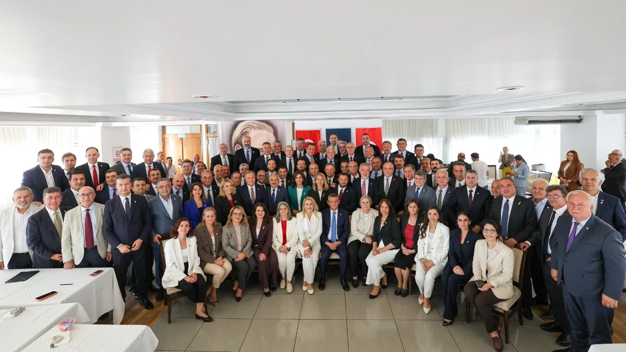 Yeni Parti'nin programı belli oldu