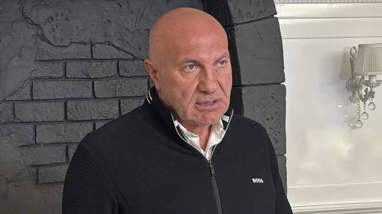 Samsunspor'dan Barış Göktürk'e tepki, Aziz Yıldırım’a mesaj