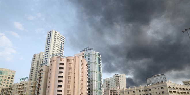 Bahreyn'de sirenler çalarken, halka güvenli yerlere sığınmaları çağrısı yapıldı
