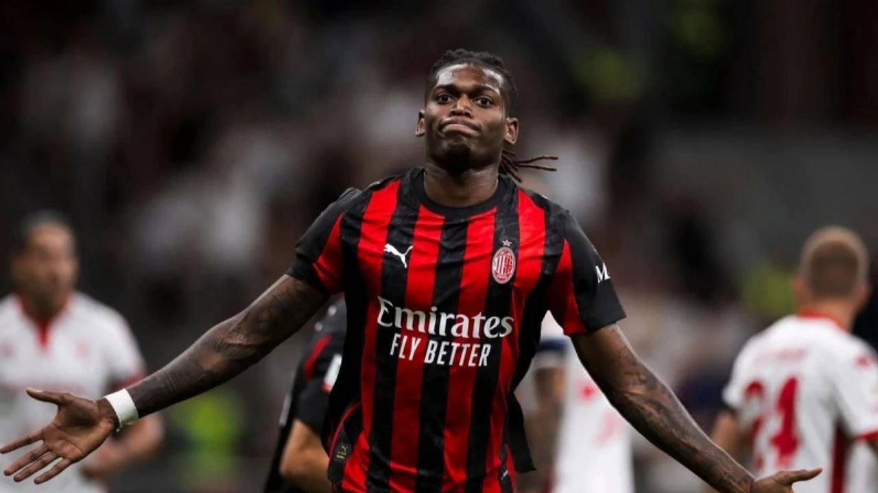 Fenerbahçe'de Rafael Leao belirsizliği... Çıkan haberler doğru mu? Anlaşma var mı?