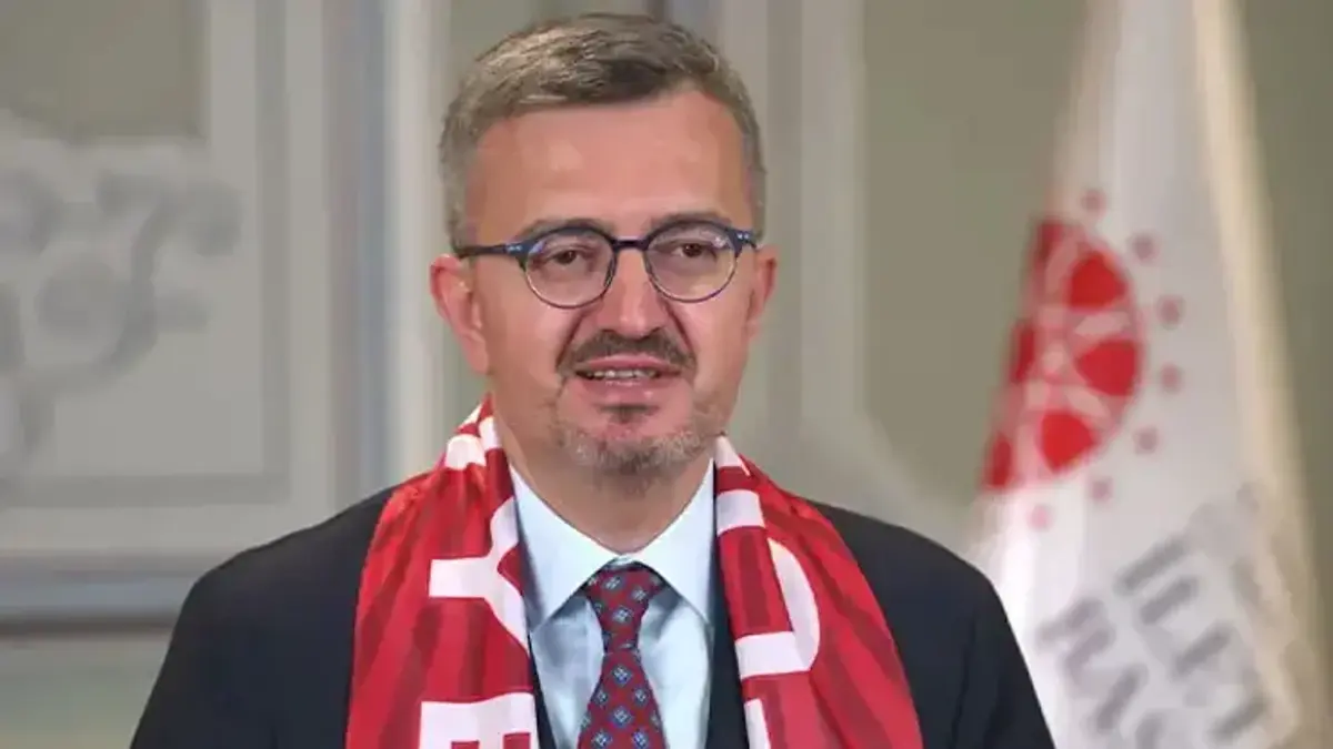 İletişim Başkanı Duran A Milli Futbol Takımı'na video mesajla başarı diledi