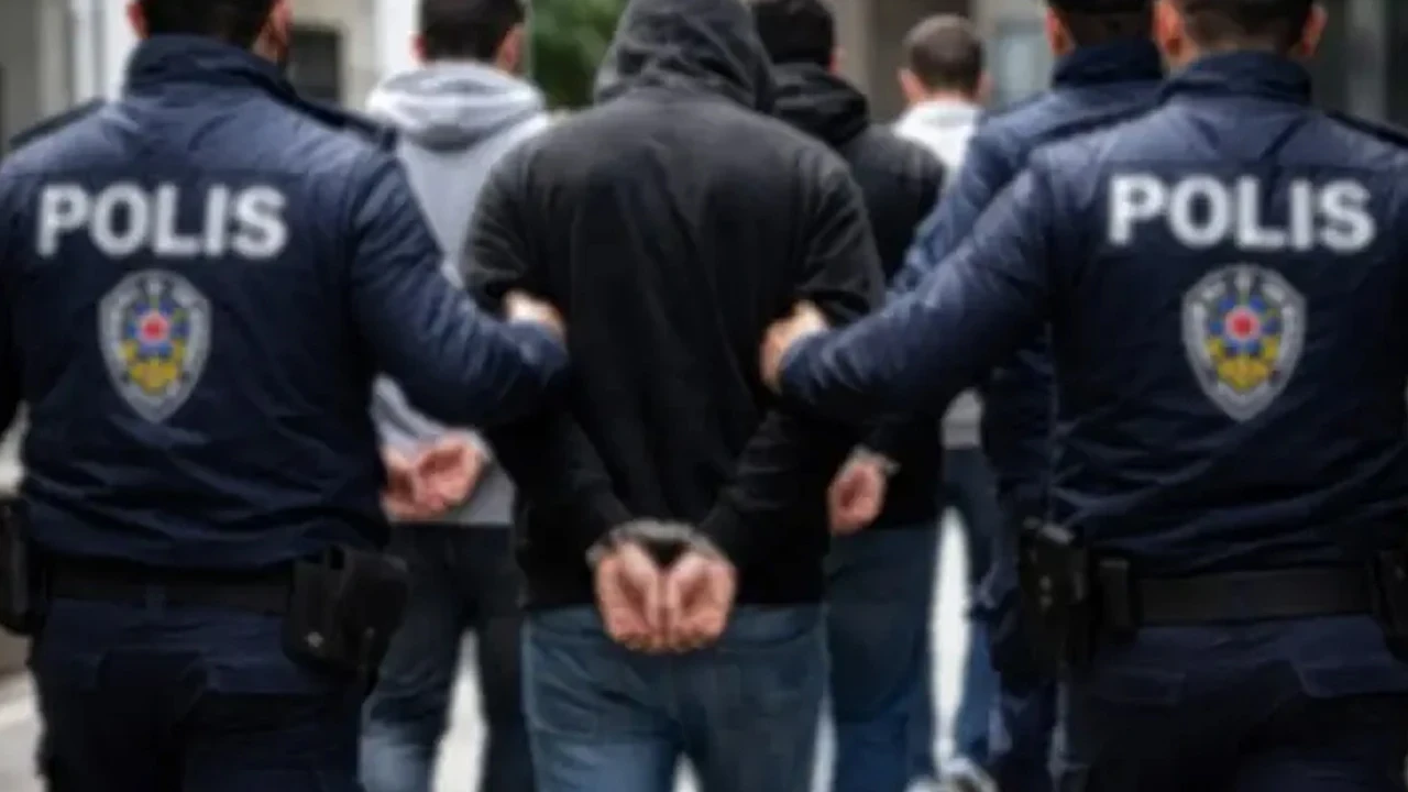 İstanbul ve Muğla'da yasa dışı bahis operasyonu: 9 gözaltı