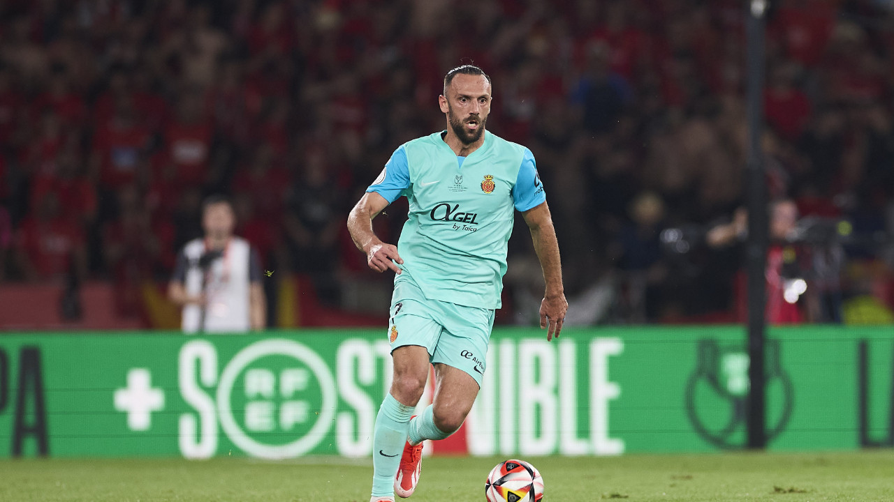 Fenerbahçe'de sezonun ilk transferi: Vedat Muriqi