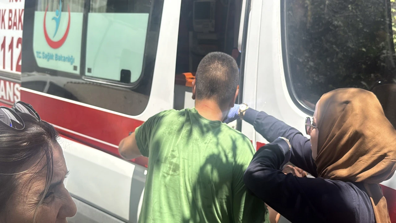 İtfaiye kapıyı kırıp alevlerin için çekti aldı: Evi ateşe verdikten sonra kapıyı kilitledi