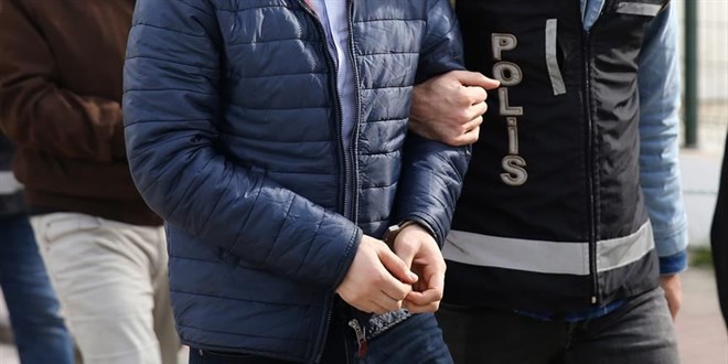 Kilis'te uyuşturucu operasyonunda 3 zanlı tutuklandı