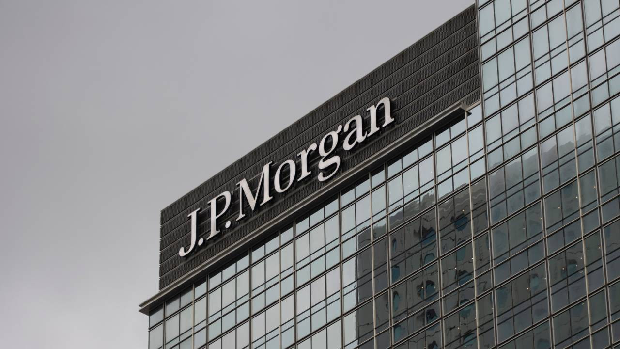 Dünya Kupası, Wall Street'te çalışma koşullarını esnetti: Goldman ve JPMorgan maç günleri evden çalışmaya izin veriyor