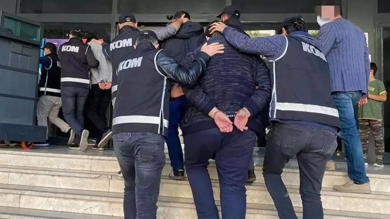 DEAŞ operasyonunda 17 şüpheli tutuklandı