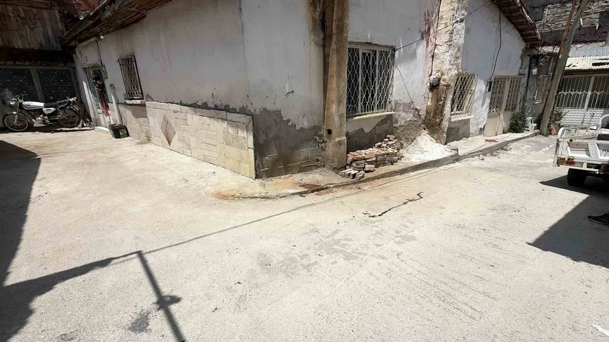 Husumet kavgasında kan aktı: Arkadaşını sırtından vurarak öldürdü