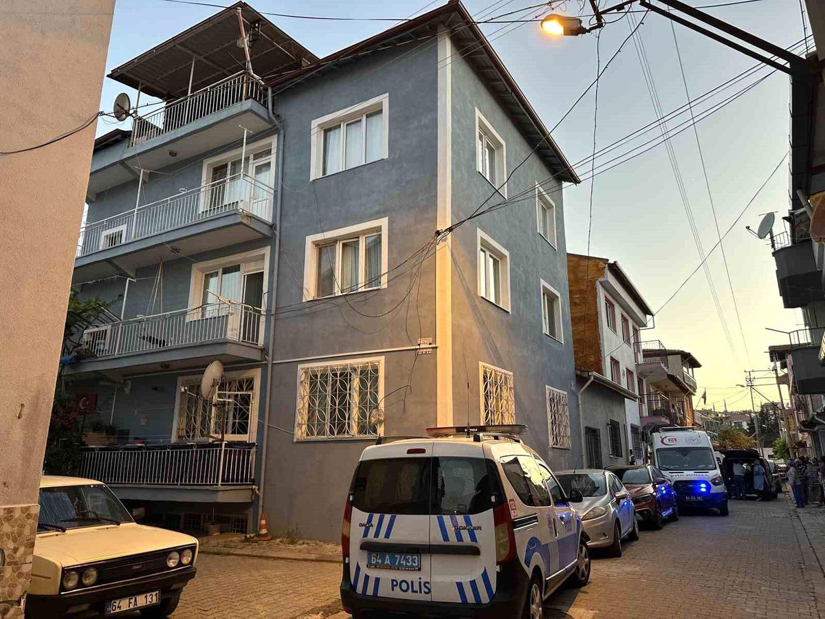 Uşak'ta balkondan düşen kadın hayatını kaybetti