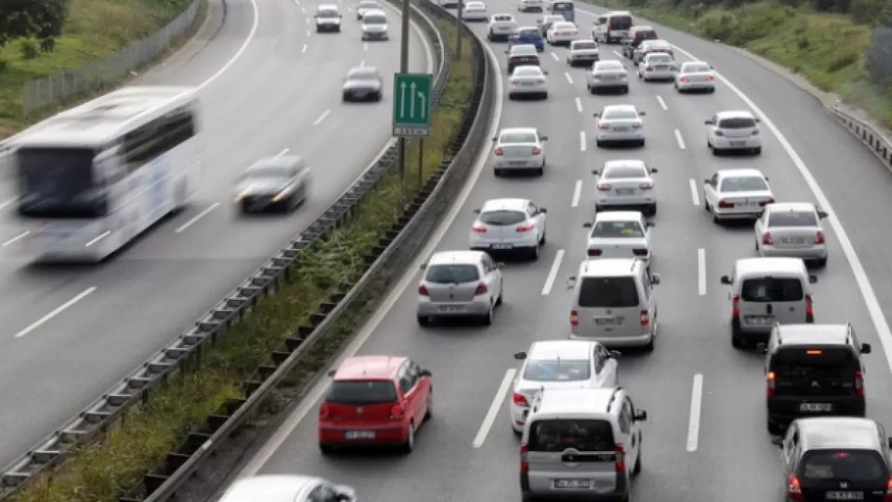 Yola çıkacaklar dikkat! Bugün hangi yollar kapalı? KGM açıkladı
