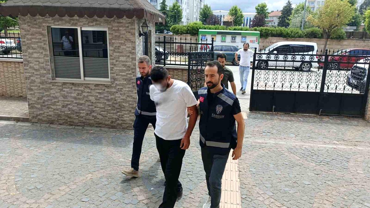 Bafra'da peş peşe operasyonlar: Metamfetaminle yakalandılar