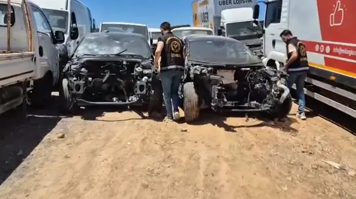 Yediemin otoparklarında 1,5 milyarlık liralık vurgun! Araçları parçalayıp ucuza aldılar