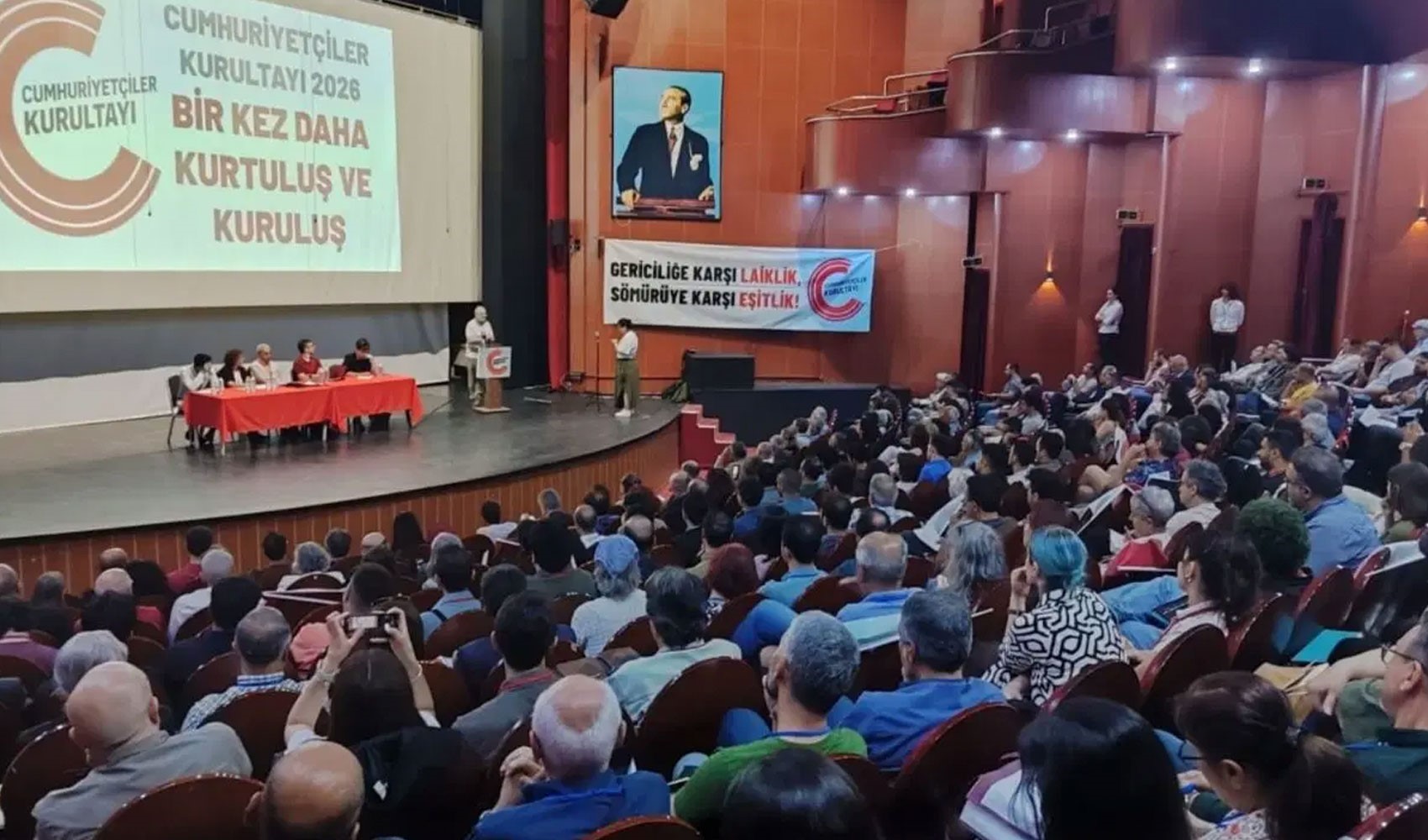 Cumhuriyetçiler Kurultayı Ankara'da toplandı