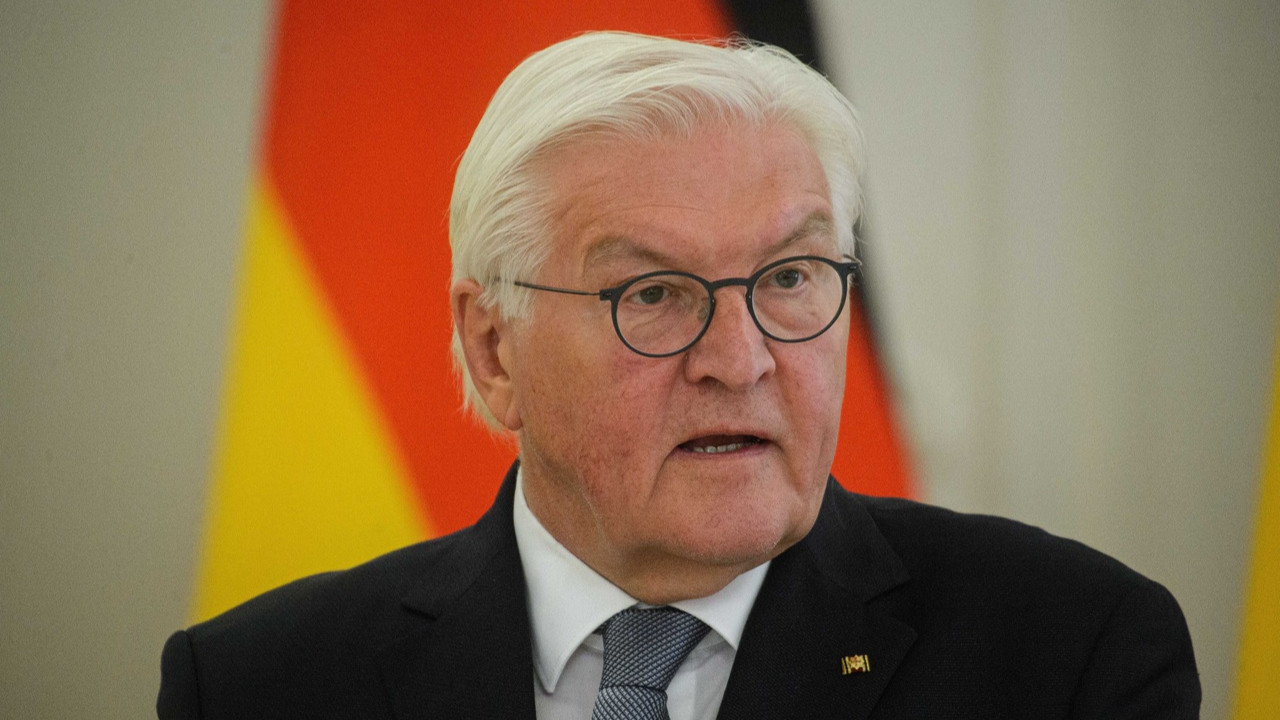 Almanya Cumhurbaşkanı Steinmeier: Aşırı sağ ülkede tekrar kök salmamalı