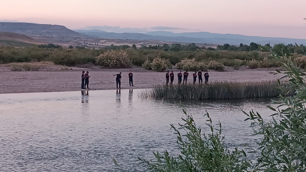 Sivas'ta peş peşe acı olay: Kızılırmak'ta bir kişi daha kayboldu