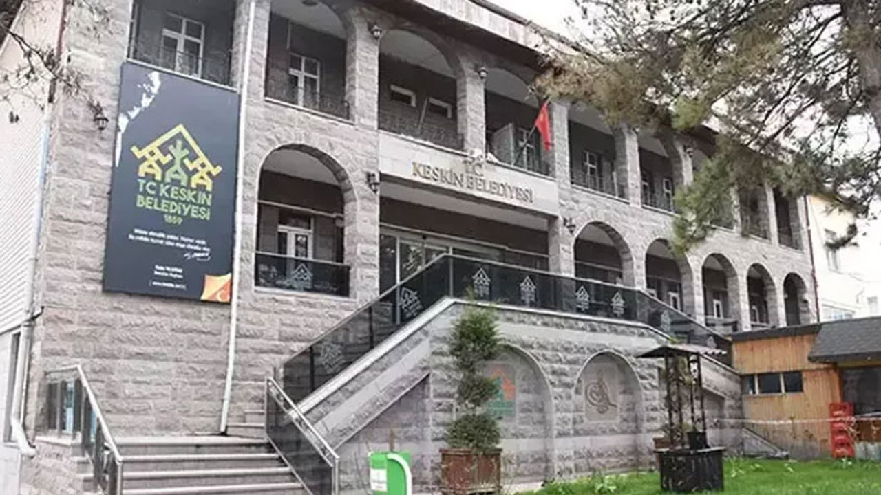 'Rüşvet' suçundan ceza almıştı! AKP'li Belediye Başkanı görevden uzaklaştırıldı