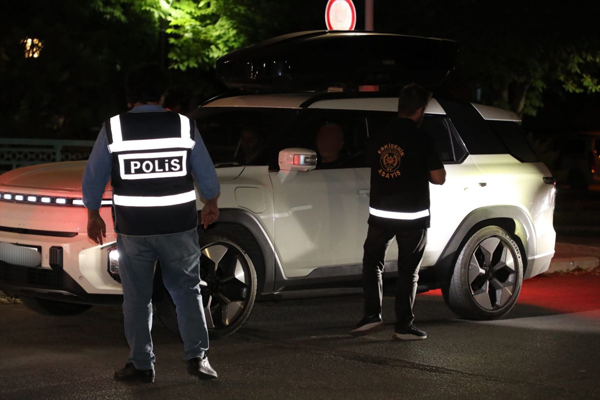 Eskişehir'de asayiş ve trafik denetimi yapıldı