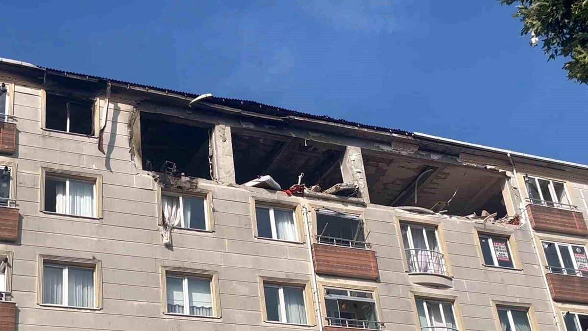 Çorlu'daki patlamanın izleri gün ağarınca ortaya çıktı