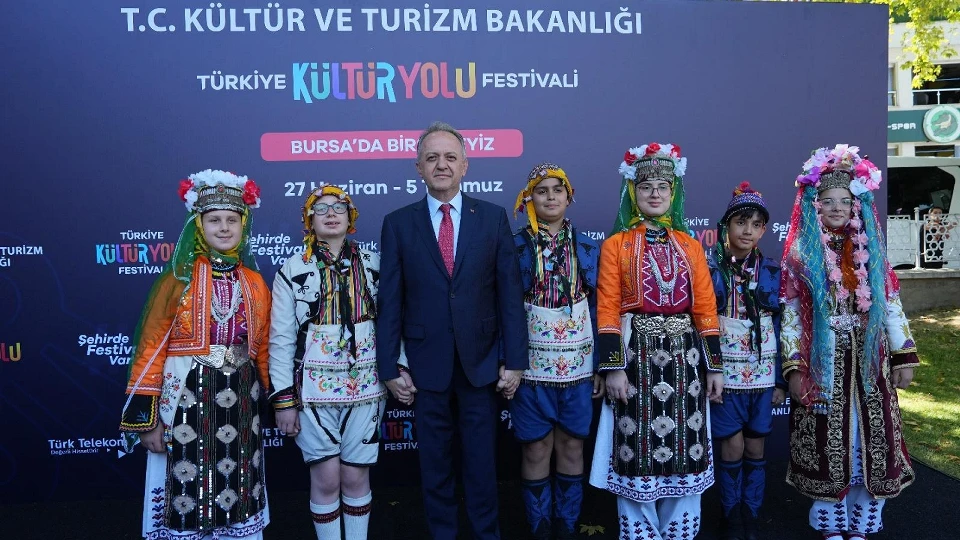 Kültür, sanat ve gastronominin kalbi Bursa Kültür Yolu Festivali’nde atıyor! 9 günlük dev maraton başladı: 13 farklı noktada 181 etkinlik sanatseverleri bekliyor