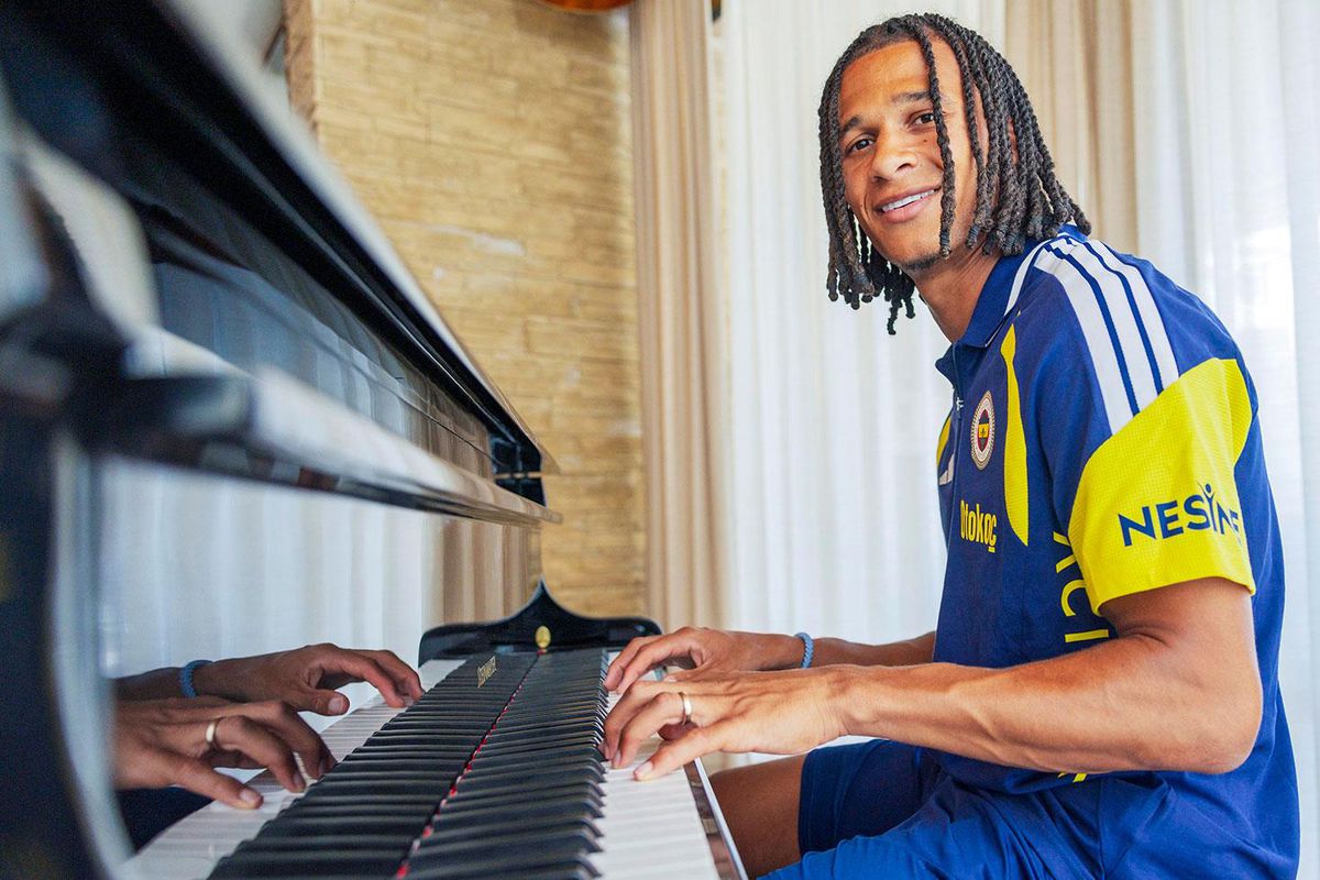Ederson'un söylediği şey Nathan Ake'yi saniyeler içerisinde ikna etmiş
