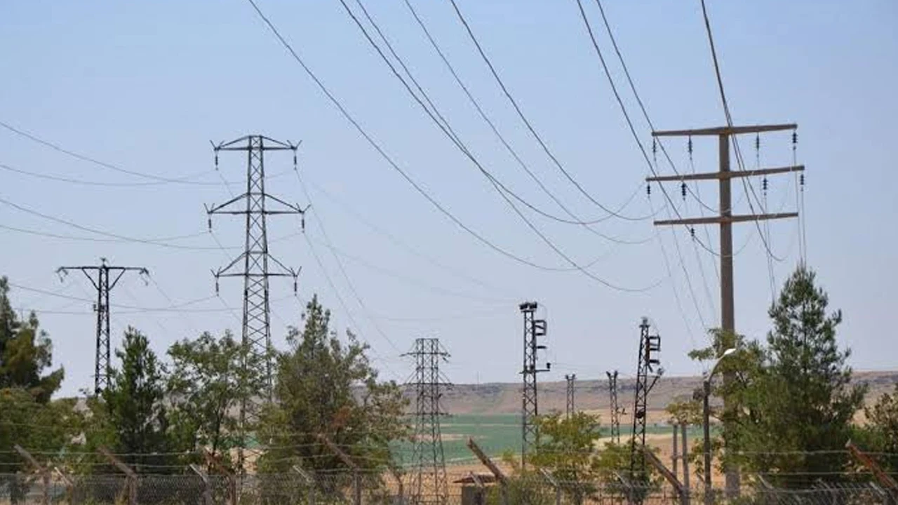 Elektrikte dikkat çeken denge: Üretim tüketimi aştı, ithalat öne çıktı