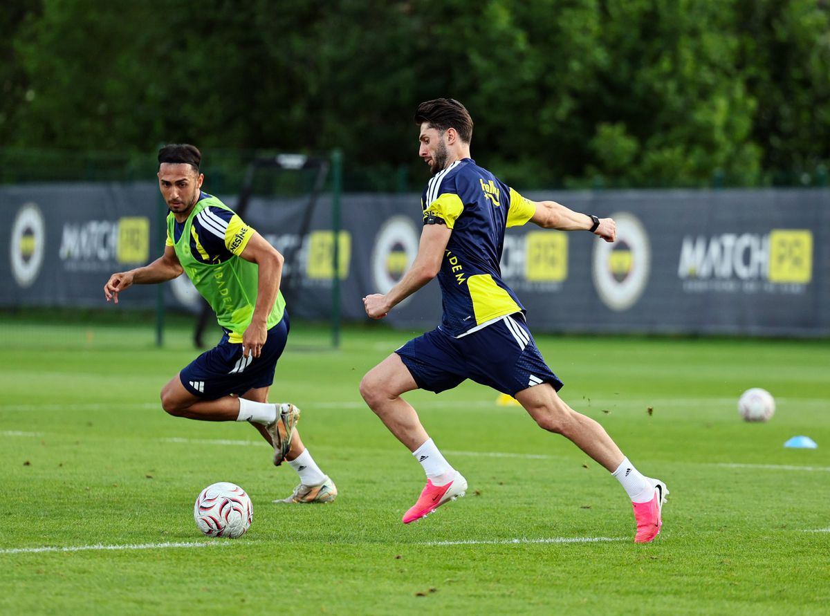 Fenerbahçe, Avusturya kampında günü çift antrenmanla tamamladı / Metin ve fotoğraf eklendi