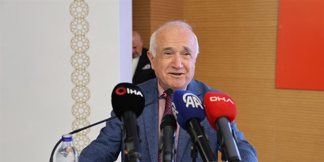 Cumhurbaşkanlığı YİK Üyesi Çiçek: Yeteri kadar kaliteli kanun çıkaramıyoruz