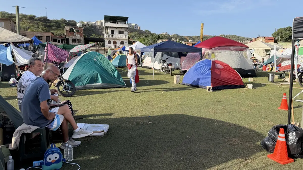 Venezuela'da binlerce afetzede stadyumlara sığındı