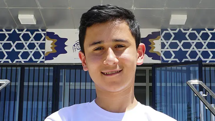 LGS'de 500 tam puan aldılar! İki öğrencinin tercihi de aynı okul oldu