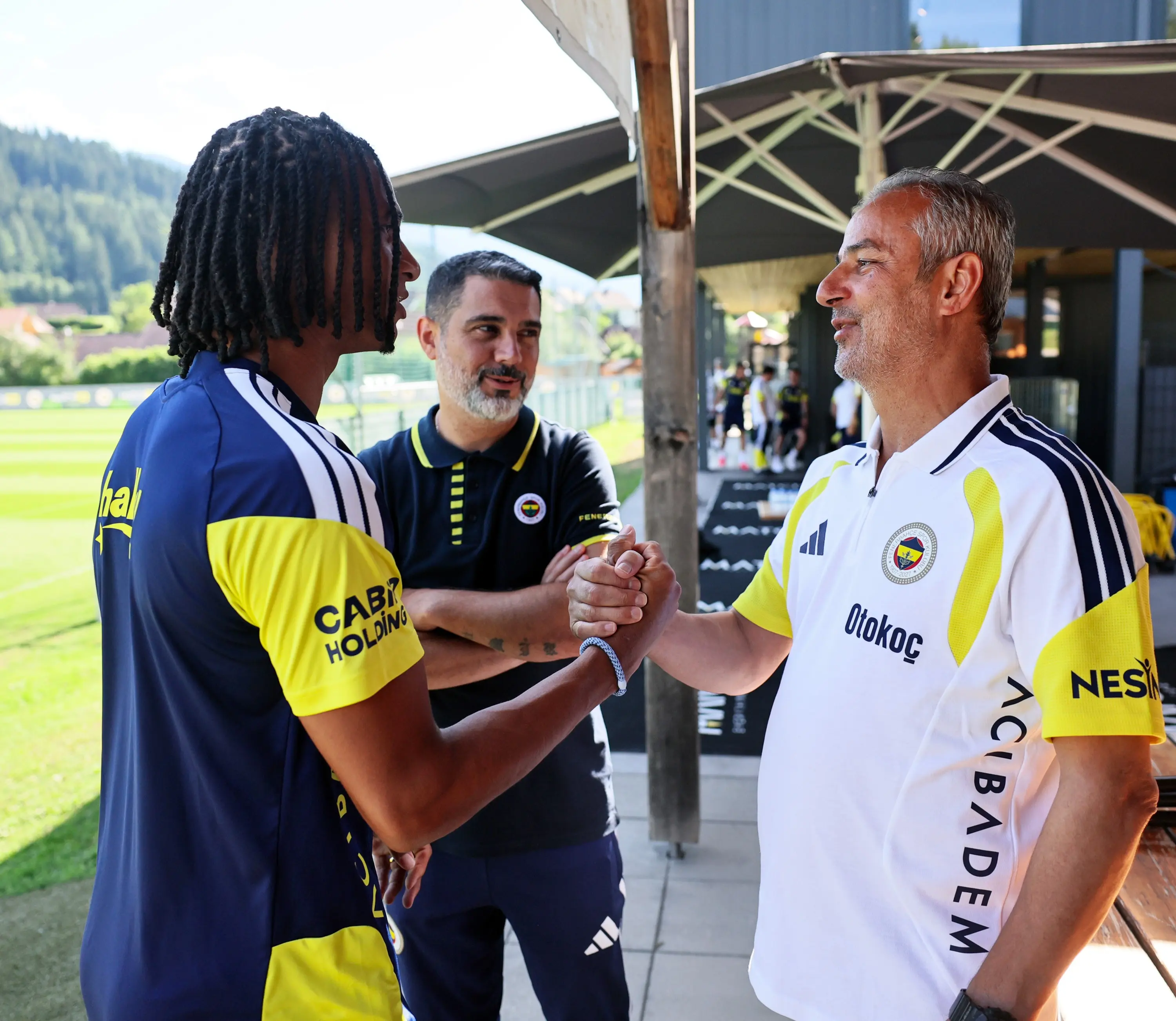 Nathan Ake, kampa katıldı