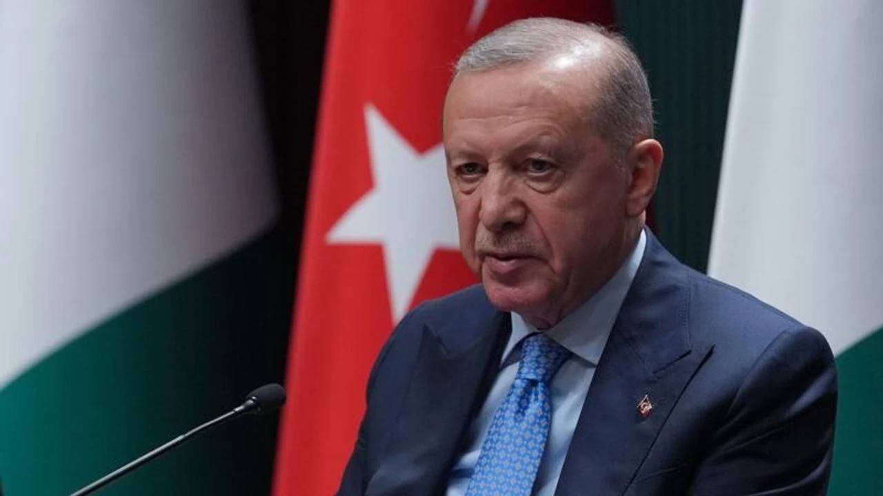 Cumhurbaşkanı Erdoğan'dan şehit polis memuru için başsağlığı mesajı