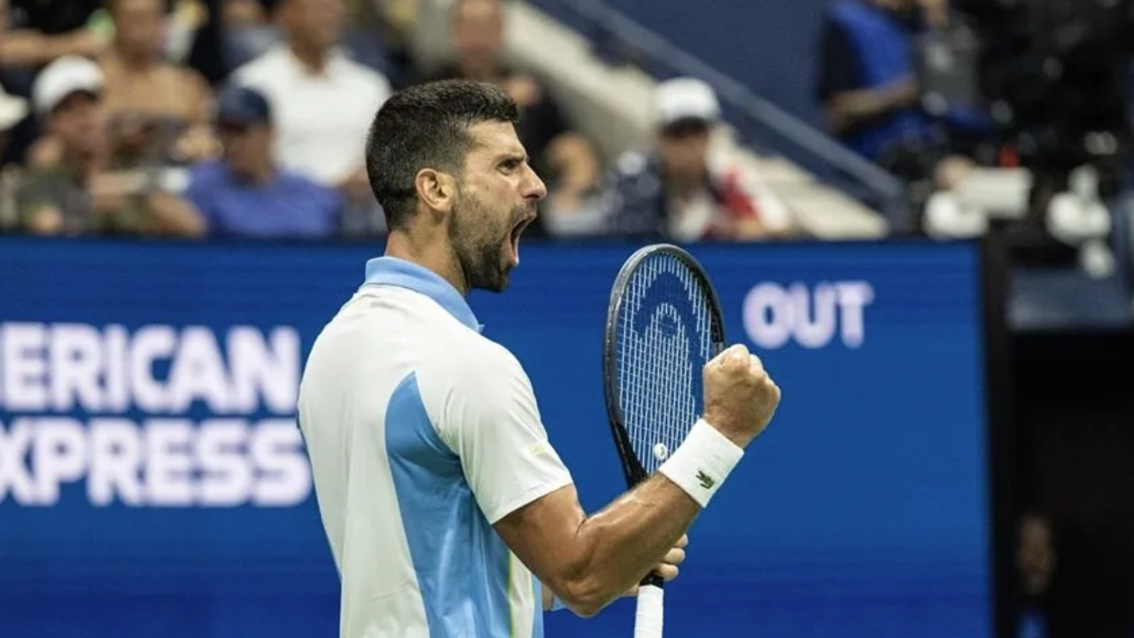 Wimbledon'da Aryna Sabalenka elenirken Novak Djokovic çeyrek finale yükseldi