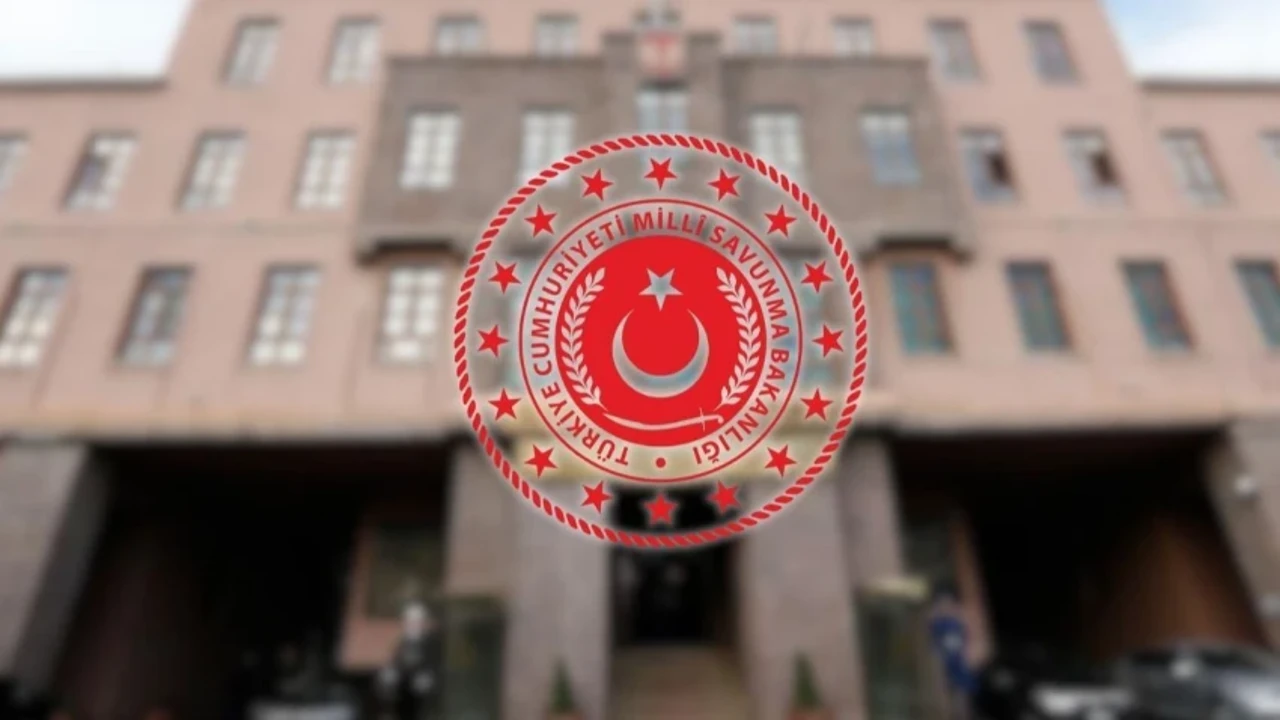 MSB’den kritik Kıbrıs çıkışı! "Dengeyi bozacak hiçbir girişimi Türkiye kabul etmez"