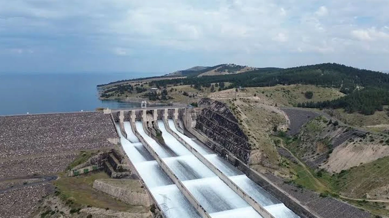 Hidroelektrikte rekor üretim: Mayısta 11,71 milyar kWh seviyesi aşıldı