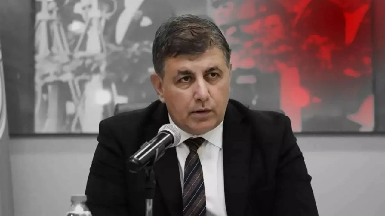 Cemil Tugay istifa mı edecek? CHP'de yaprak dökümü! Kararını açıklaması bekleniyor