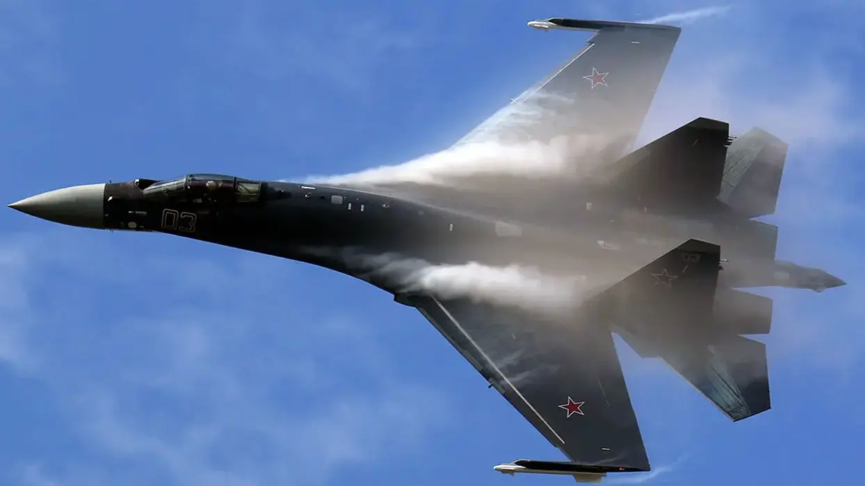 Pilotlar eğitim için Rusya'ya gitti! 50 adet Su-35 savaş uçağı yola çıktı