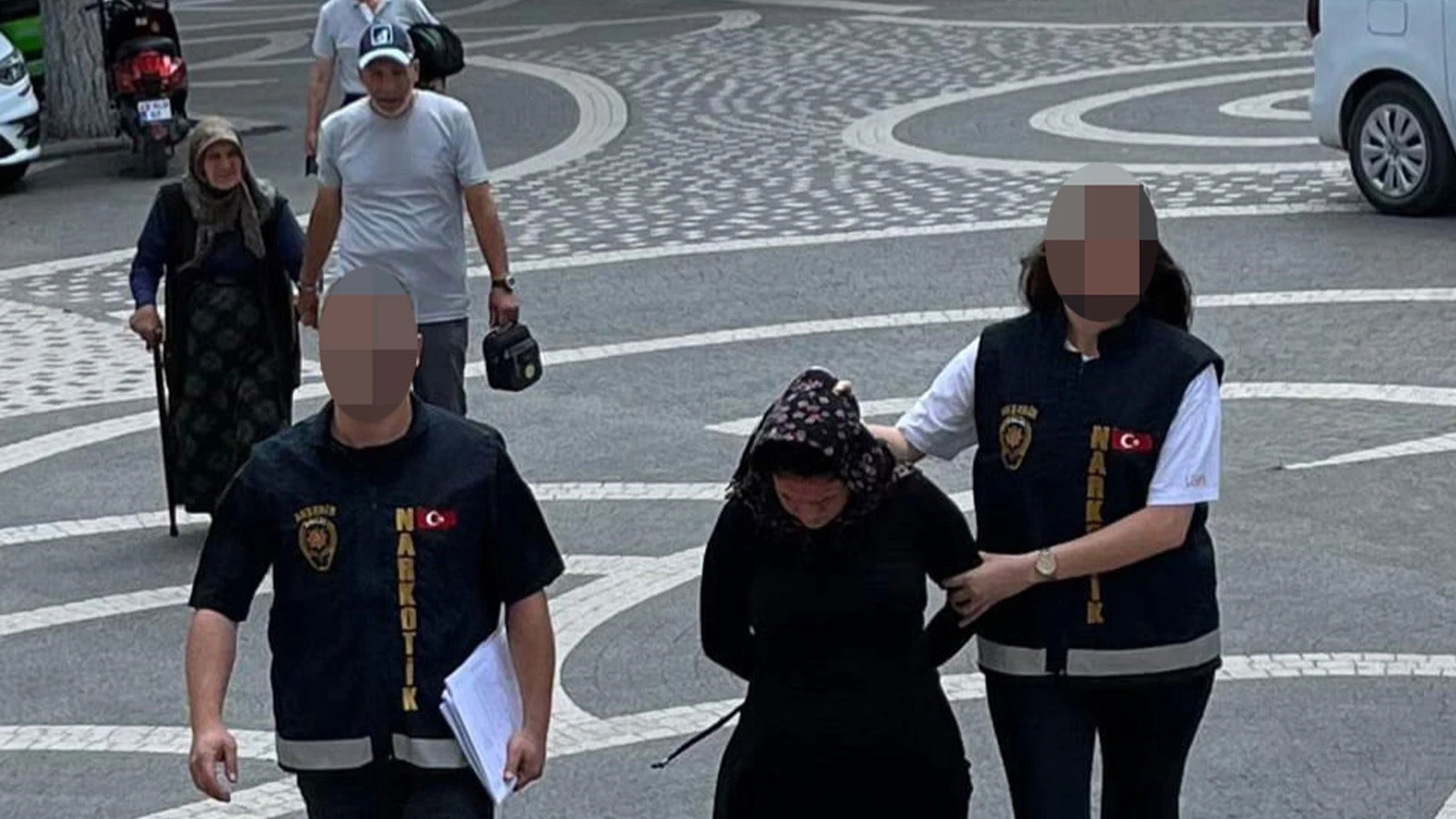 Konya'da cezaevine uyuşturucu sokmaya çalışan kadın tutuklandı