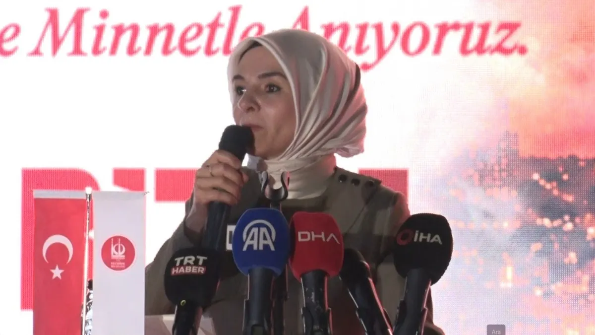 Bakan Göktaş'tan 15 Temmuz mesajı: 'FETÖ elebaşının kurduğu tuzak darmadağın oldu'