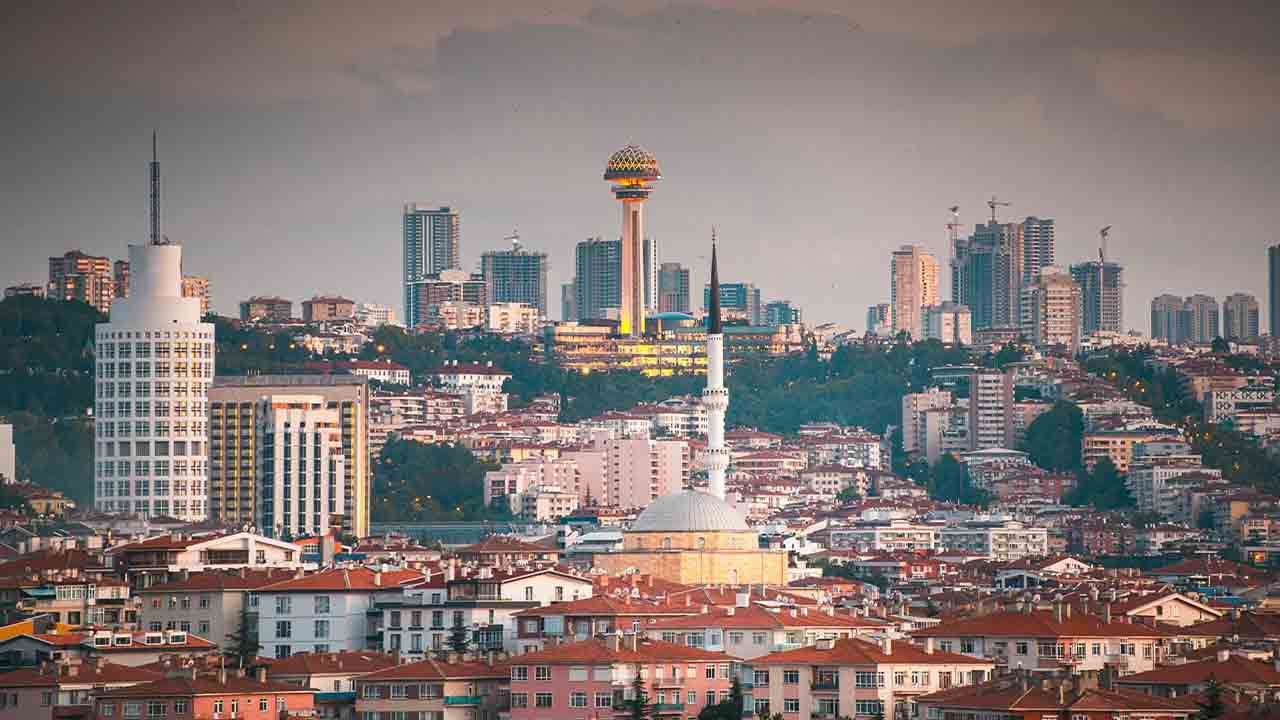 Zirve öncesi etkinlik yasağı