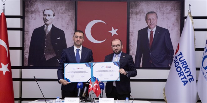 SGK ile Türkiye Sigorta'dan protokol: Emeklilere sigorta indirimi