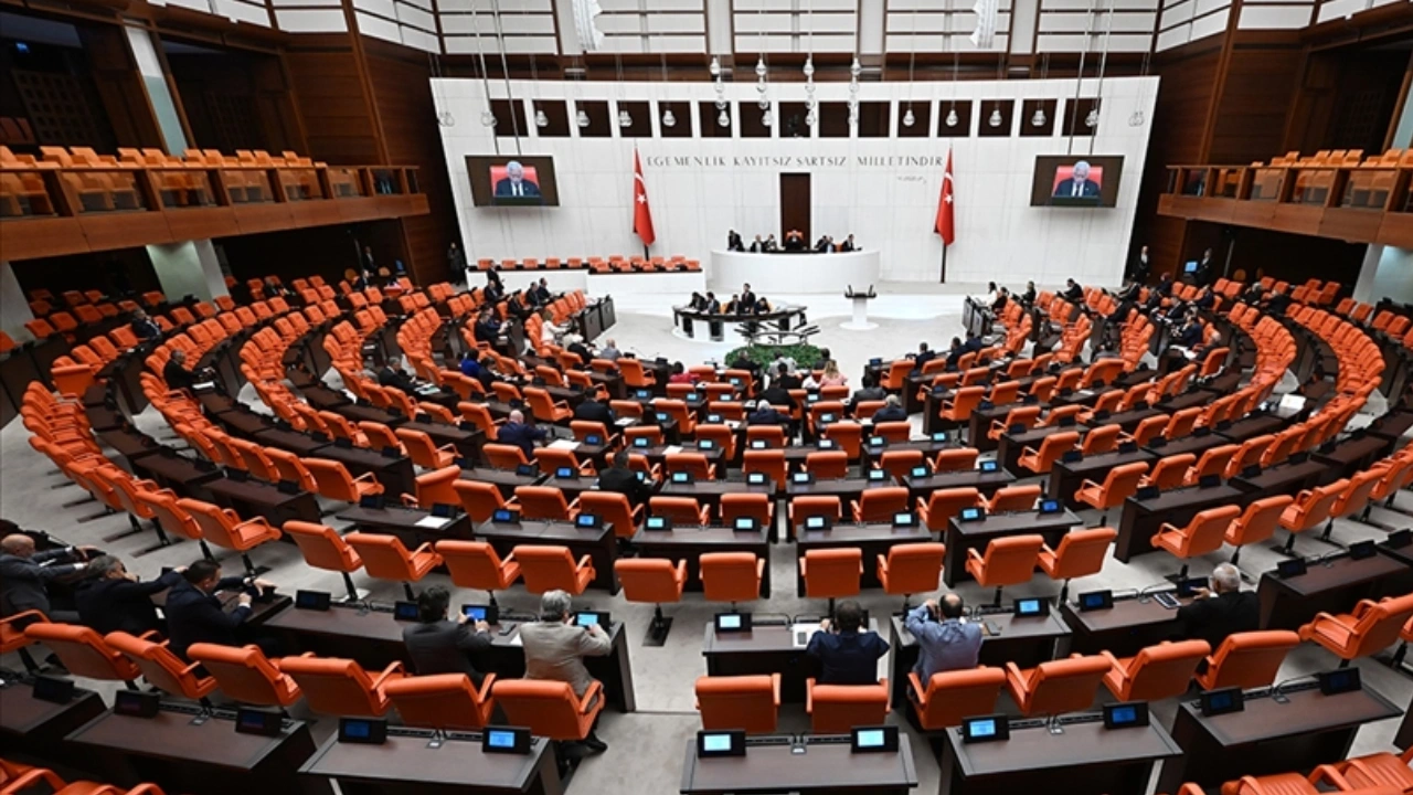 'Vize vurgunu' TBMM gündemine taşındı: AKP'lilerin bağlantısı var