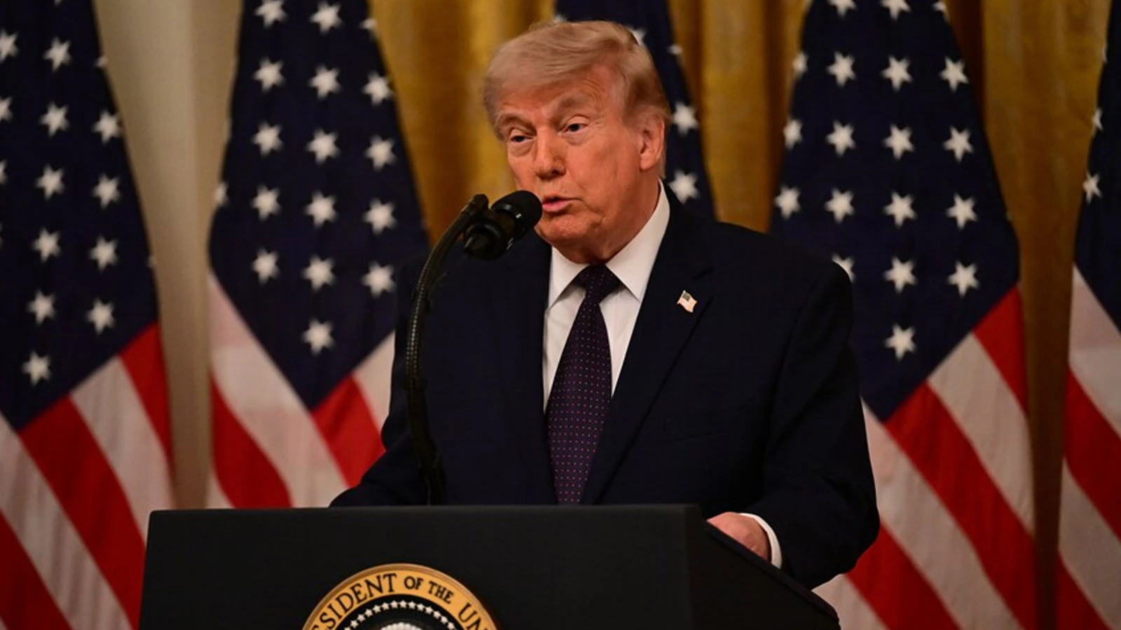 Trump, İsrail'in İran'a "küçük çaplı" saldırısına karşı çıkmayabileceğini söyledi