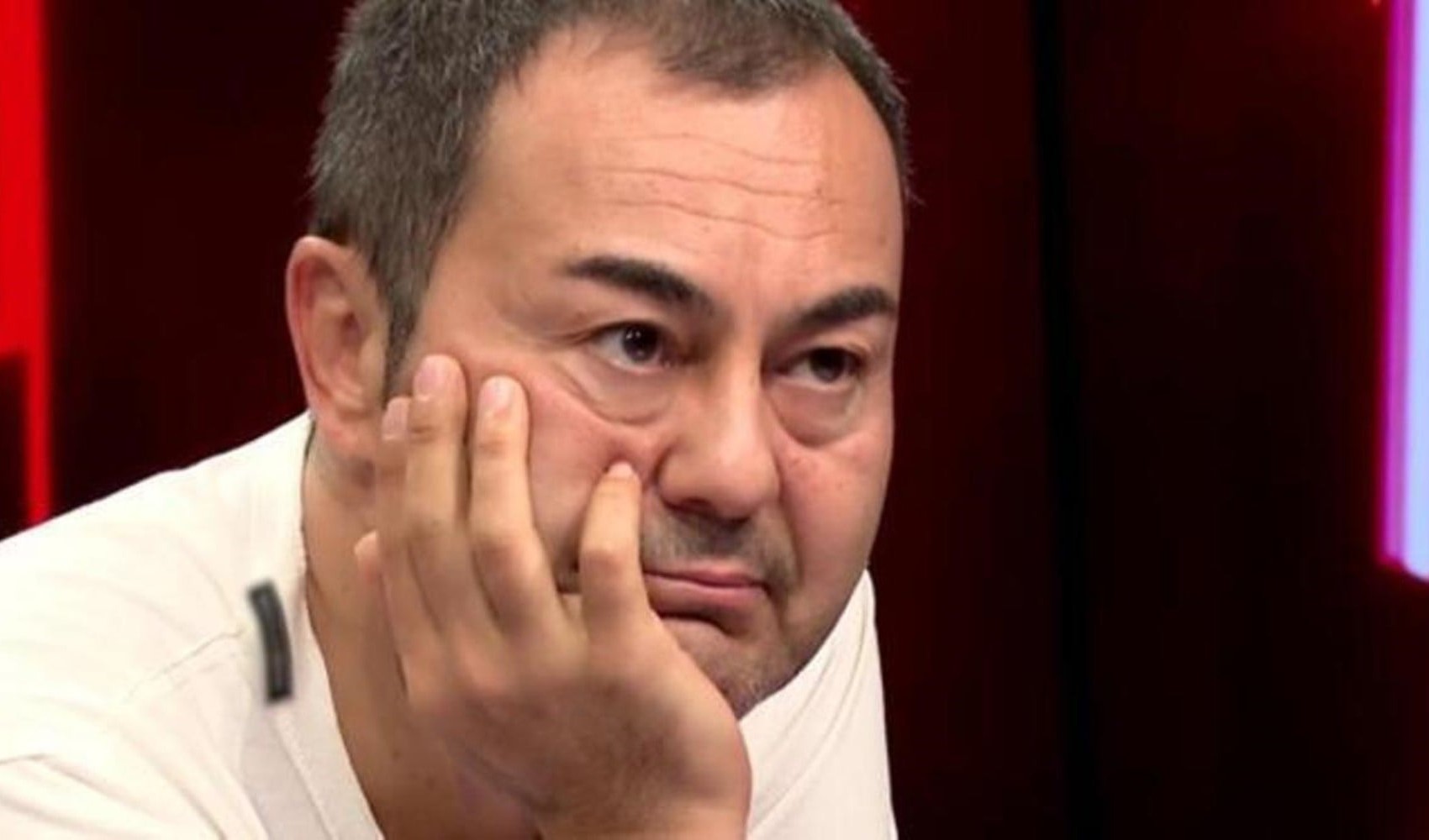 Serdar Ortaç'tan Oğuzhan Uğur gelişmesi sonrası Saygı 1 kararı