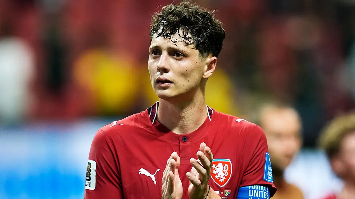 Beşiktaş'tan stoper hamlesi! Listedeki isim Ladislav Krejci