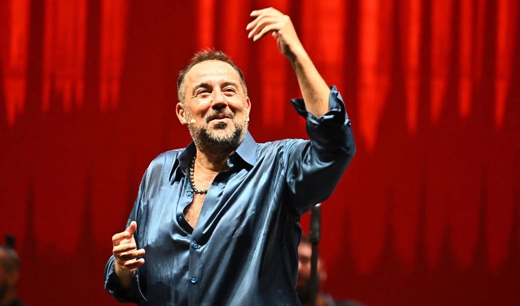 Ata Demirer'den yeni film geliyor