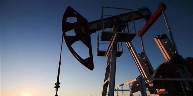 ABD, İran petrolünün satışına geçici olarak izin veren lisansı iptal etti