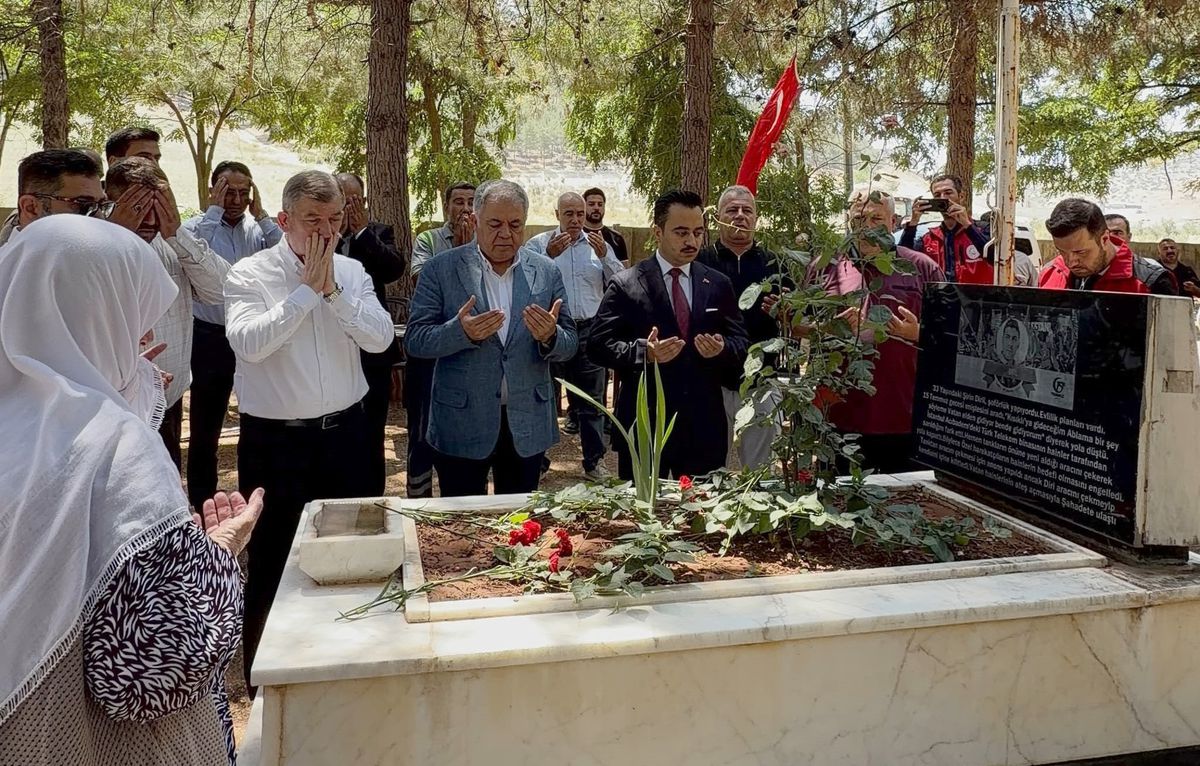 15 Temmuz şehidi Şirin Diril mezarı başında anıldı