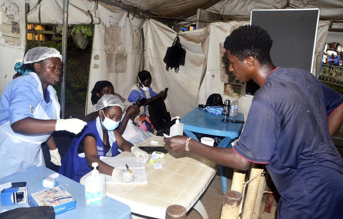 Uganda, Ebola Testi Vaadiyle Yapılan Dolandırıcılıklara Karşı Vatandaşları Uyardı