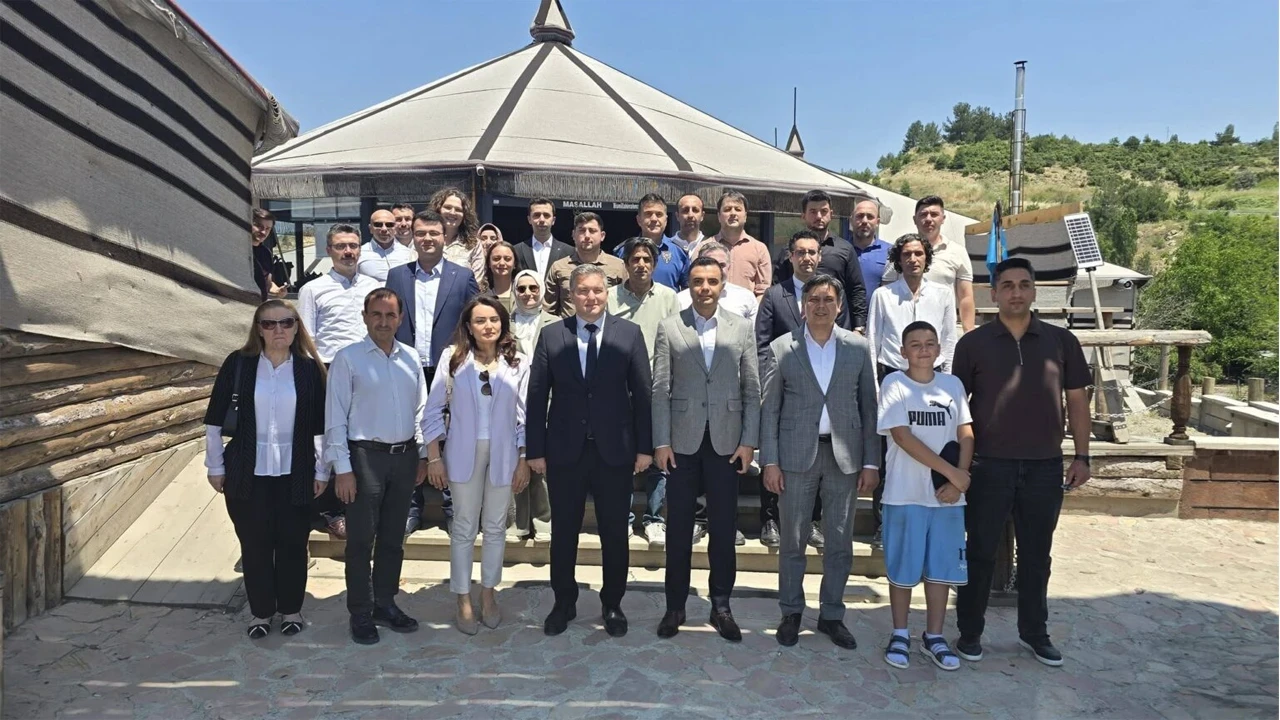 Söğüt’te görev süreleri dolan isimlere teşekkür