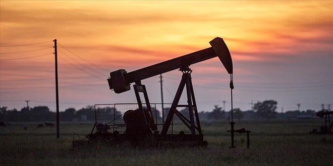 Trump 'anlaşma yakın' dedi, brent petrol 90 doların altına geriledi